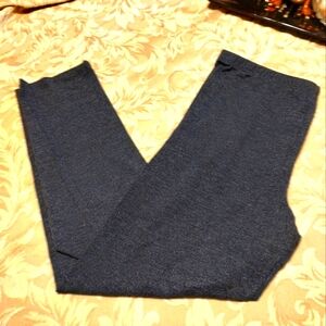 🐺🩶🐺 NWOT Superb Dark Heathered Grey Capri Yoga Leggings - M